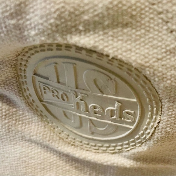 VINTAGE DISTRESSED BASKETBALL PRO-KEDS USA SNEAKERS - Picture 8 of 16